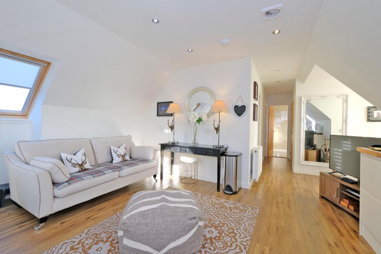 The Loft Apartment Стоунхевън Екстериор снимка